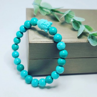 Turquoise beaded Buddha charm bracelet 8 mm