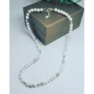 Howlite, Hematite beaded Minimalist style necklace 6 mm