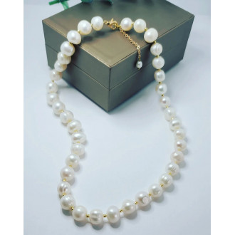 Freshwater Pearl golden clasp necklace 10 mm