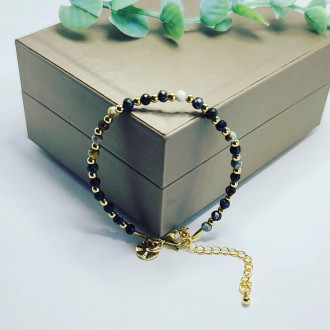 Faceted Agate gold tone bracelet 4 mm