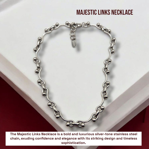 Majestic Links Necklace